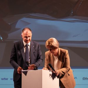 Il Presidente di Confindustria, Emanuele Orsini, e il Ministro, Marina Elvira Calderone, hanno firmato un Protocollo d’Intesa per lo sviluppo e il potenziamento del Sistema Informativo per l’Inclusione Sociale e Lavorativa (SIISL)
