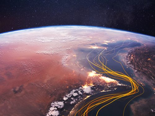 Lo Stretto di Hormuz, snodo strategico per i flussi energetici globali, al centro delle tensioni geopolitiche in Medio Oriente.
